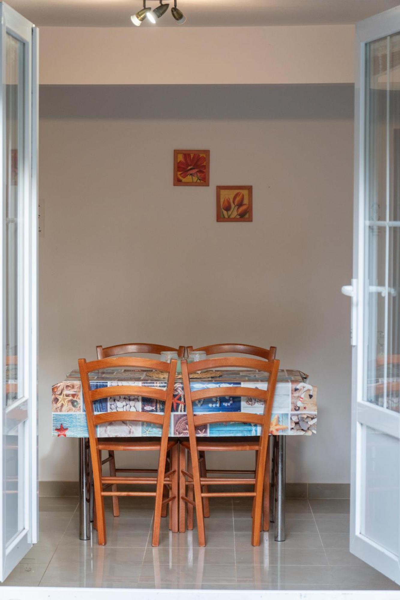 Josipa Apartment *