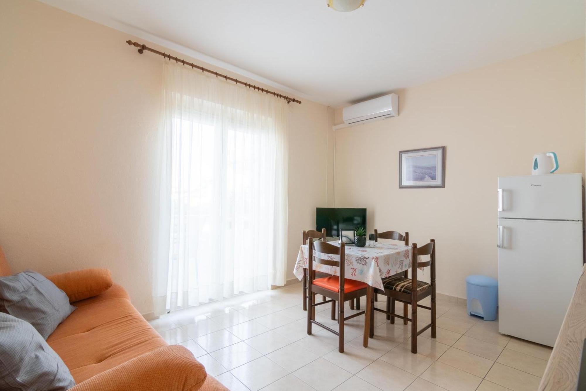 Apartment Josipa Mandre